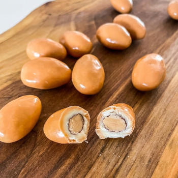 Migdał w czekoladzie słony karmel, prażony migdał w karmelu Obłęd